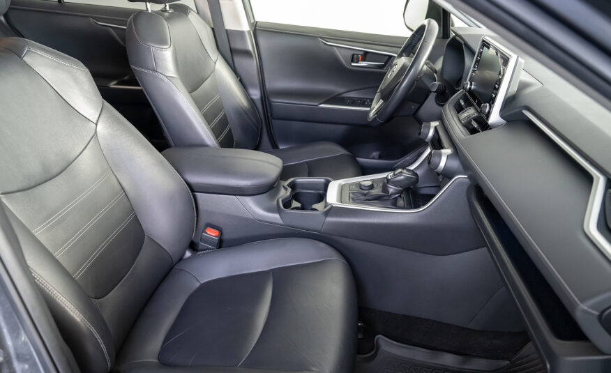 TOYOTA RAV4 2.5 HYBRID AWD-i LOUNGE