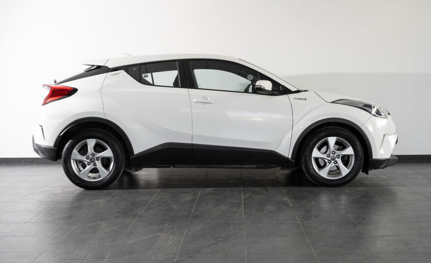 TOYOTA C-HR 1.8 HYBRID ACTIVE
