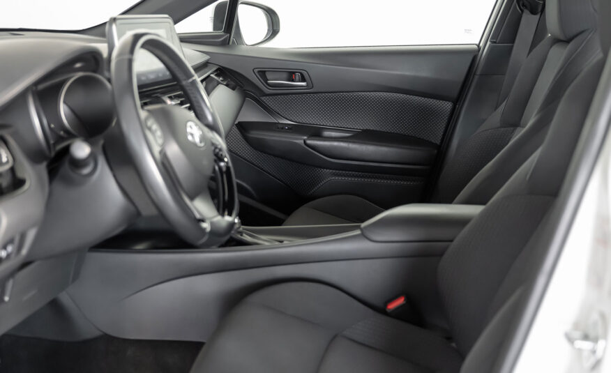 TOYOTA C-HR 1.8 HYBRID ACTIVE