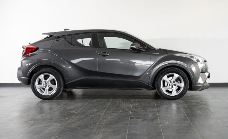 TOYOTA C-HR 1.8 HYBRID ACTIVE