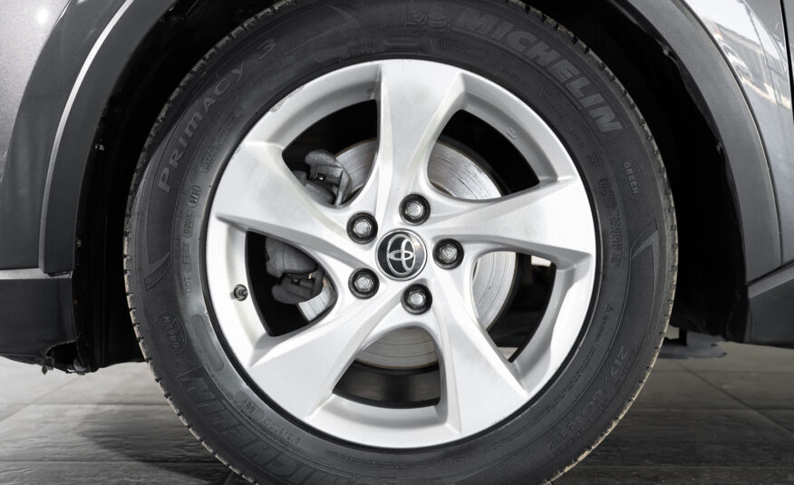 TOYOTA C-HR 1.8 HYBRID ACTIVE