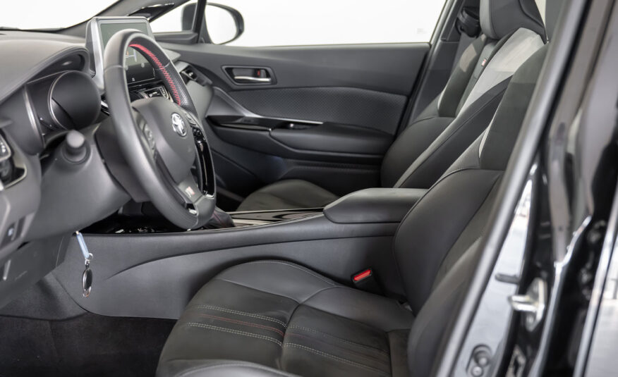 TOYOTA C-HR 1.8 HYBRID GR SPORT BLACK EDITION