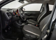 TOYOTA AYGO 1.0 X-PLAY