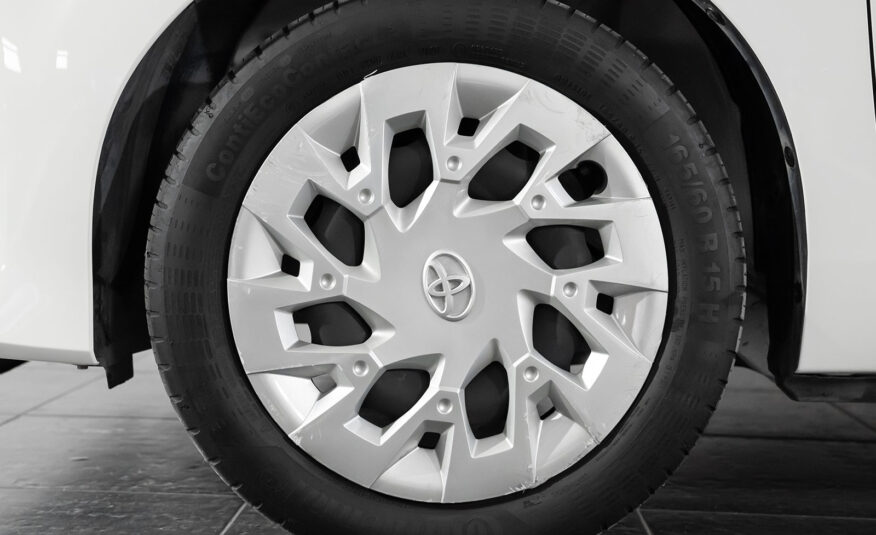 TOYOTA AYGO CONNECT 1.0 X-PLAY