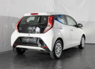 TOYOTA AYGO CONNECT 1.0 X-PLAY