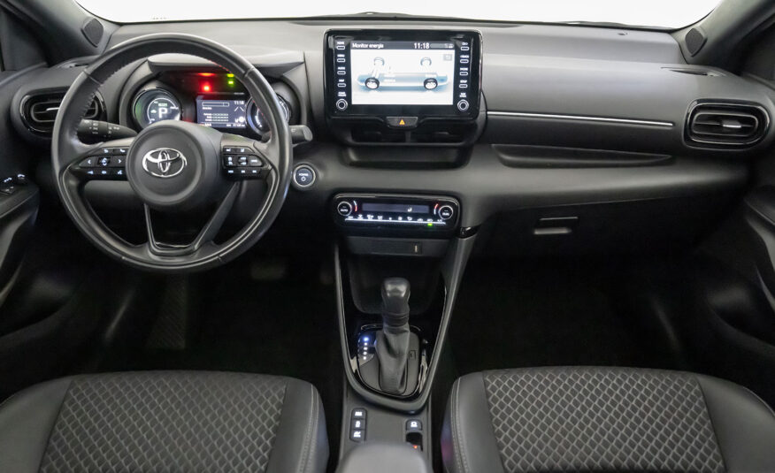 TOYOTA YARIS 1.5 HYBRID LOUNGE