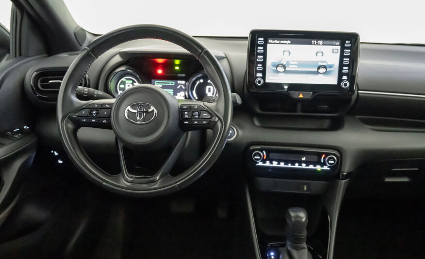 TOYOTA YARIS 1.5 HYBRID LOUNGE
