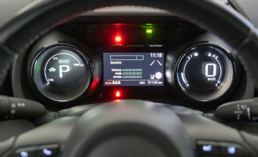 TOYOTA YARIS 1.5 HYBRID LOUNGE