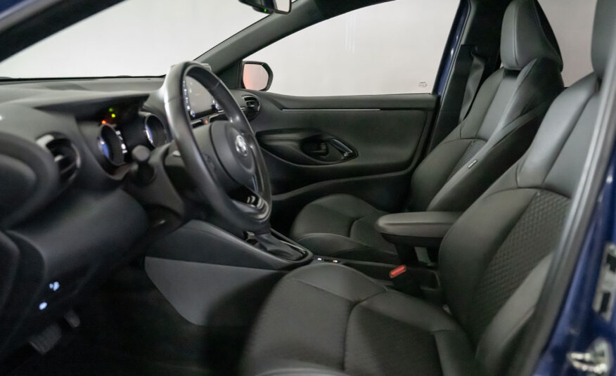 TOYOTA YARIS 1.5 HYBRID LOUNGE