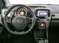 TOYOTA AYGO CONNECT 1.0 X-PLAY