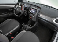 TOYOTA AYGO CONNECT 1.0 X-PLAY