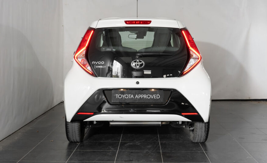 TOYOTA AYGO CONNECT 1.0 X-PLAY