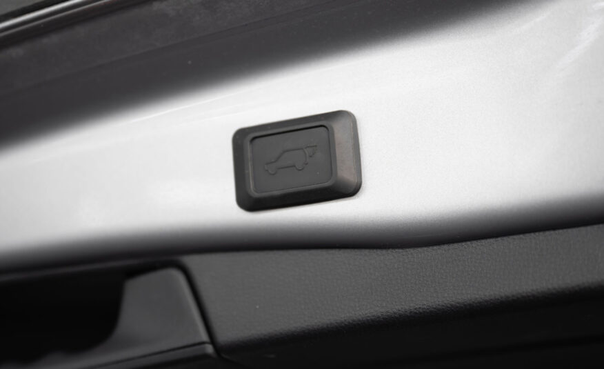 TOYOTA RAV4 2.5 HYBRID AWD-I LOUNGE